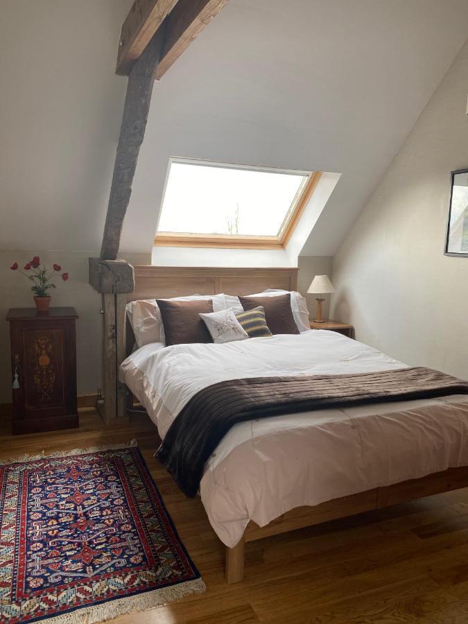Entire Farm House Stay, La Gerouardiere Barenton Exterior foto